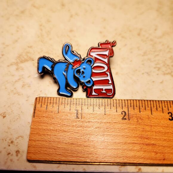 Rare Grateful Dead & Co Dancing Bear 'Vote' Pin Limited Production #6824/7000 - Picture 5 of 5